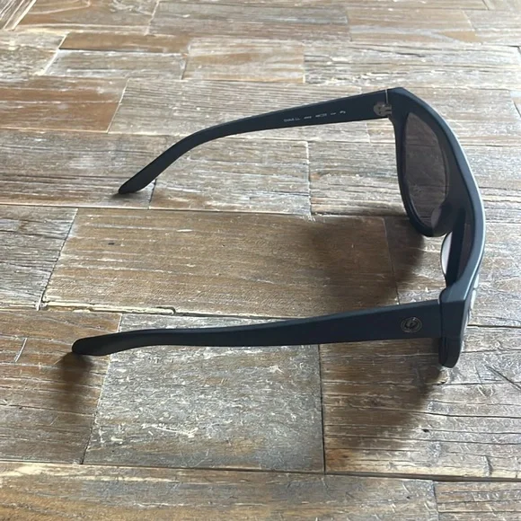 Dragon DR Dusk LL002 Matte Black Sunglasses🖤 - Picture 7 of 12